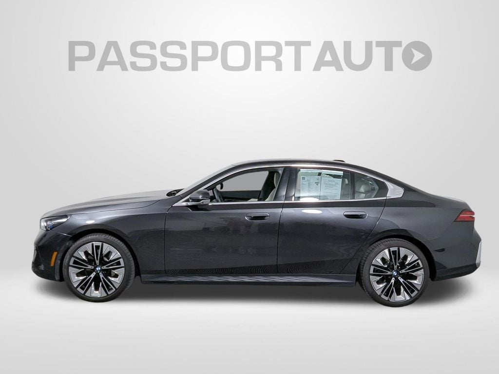 2025 BMW 5 Series 530i xDrive