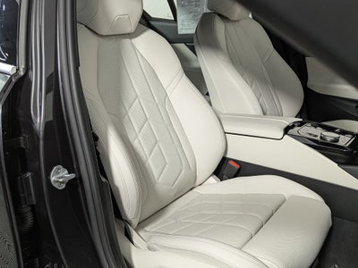 2025 BMW 5 Series 530i xDrive