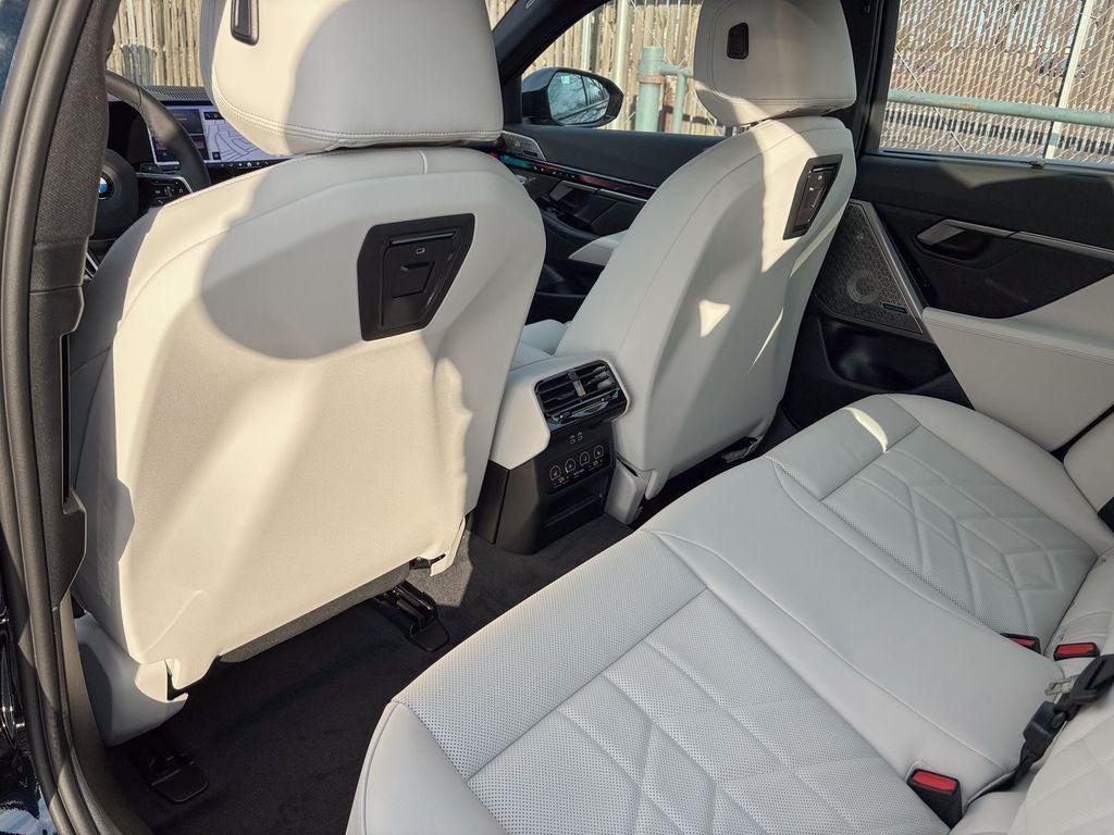 2026 BMW 5 Series 540i xDrive