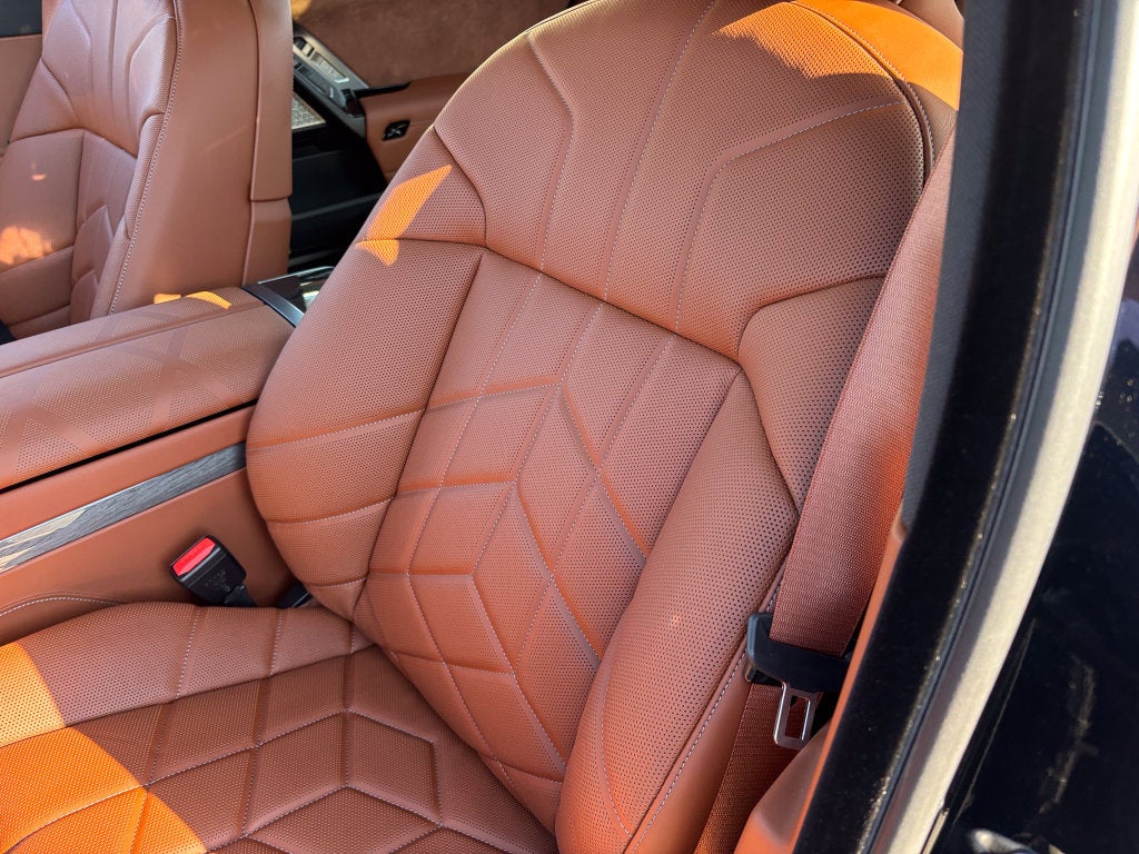 2027 BMW 7 Series 740i xDrive