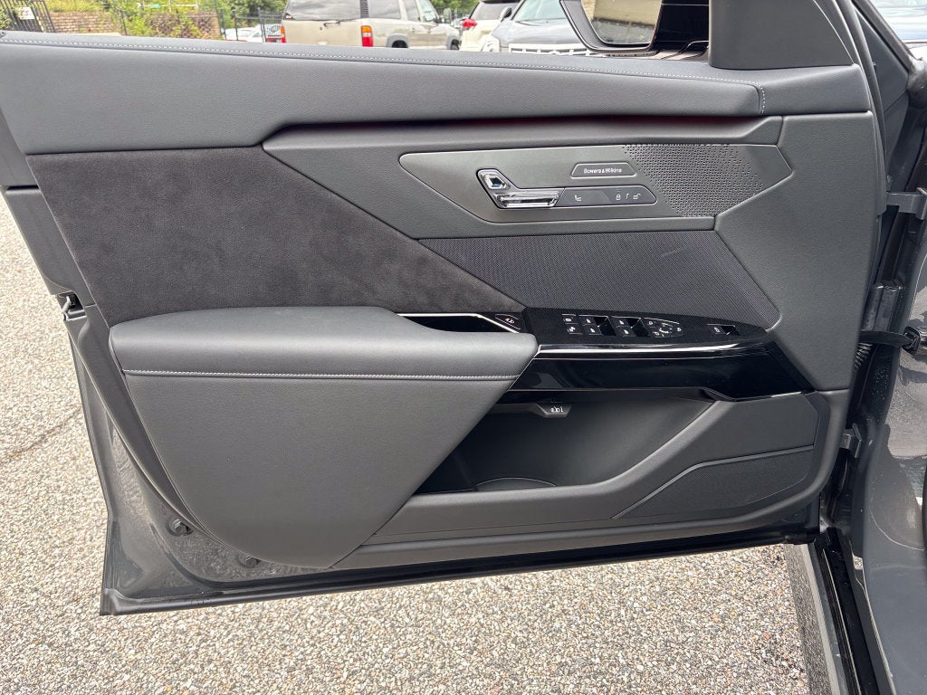 2027 BMW 7 Series 740i xDrive