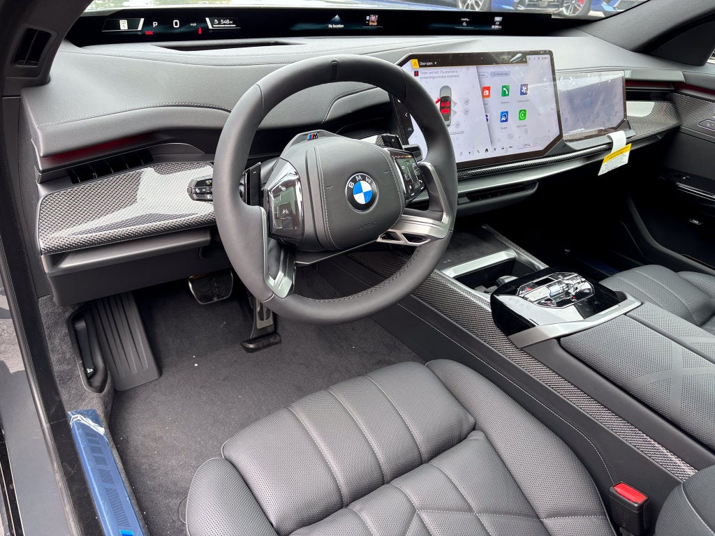2027 BMW 7 Series 740i xDrive
