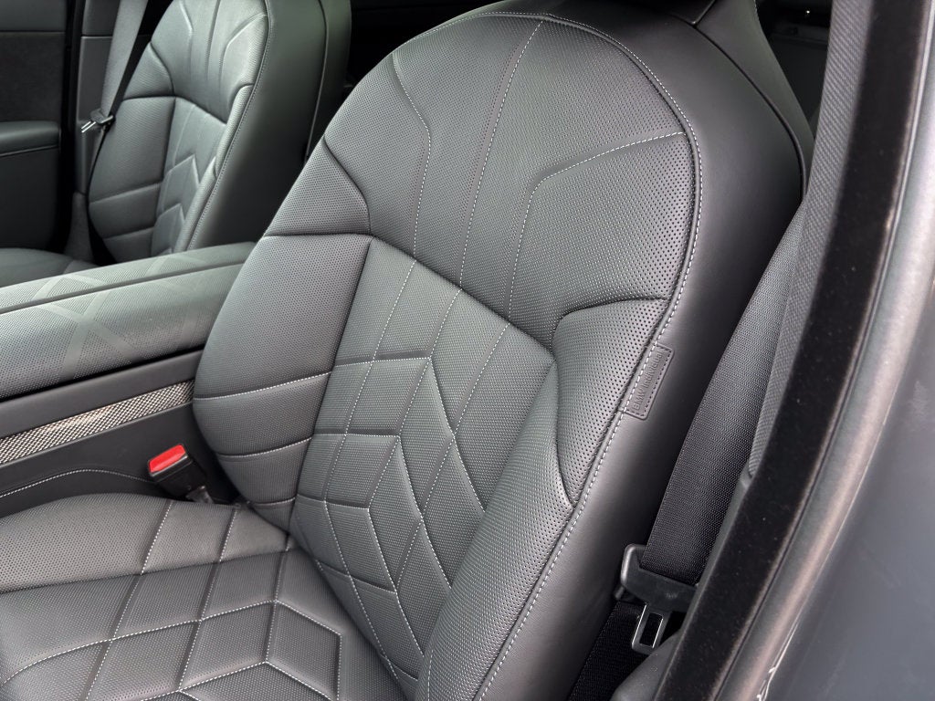 2027 BMW 7 Series 740i xDrive