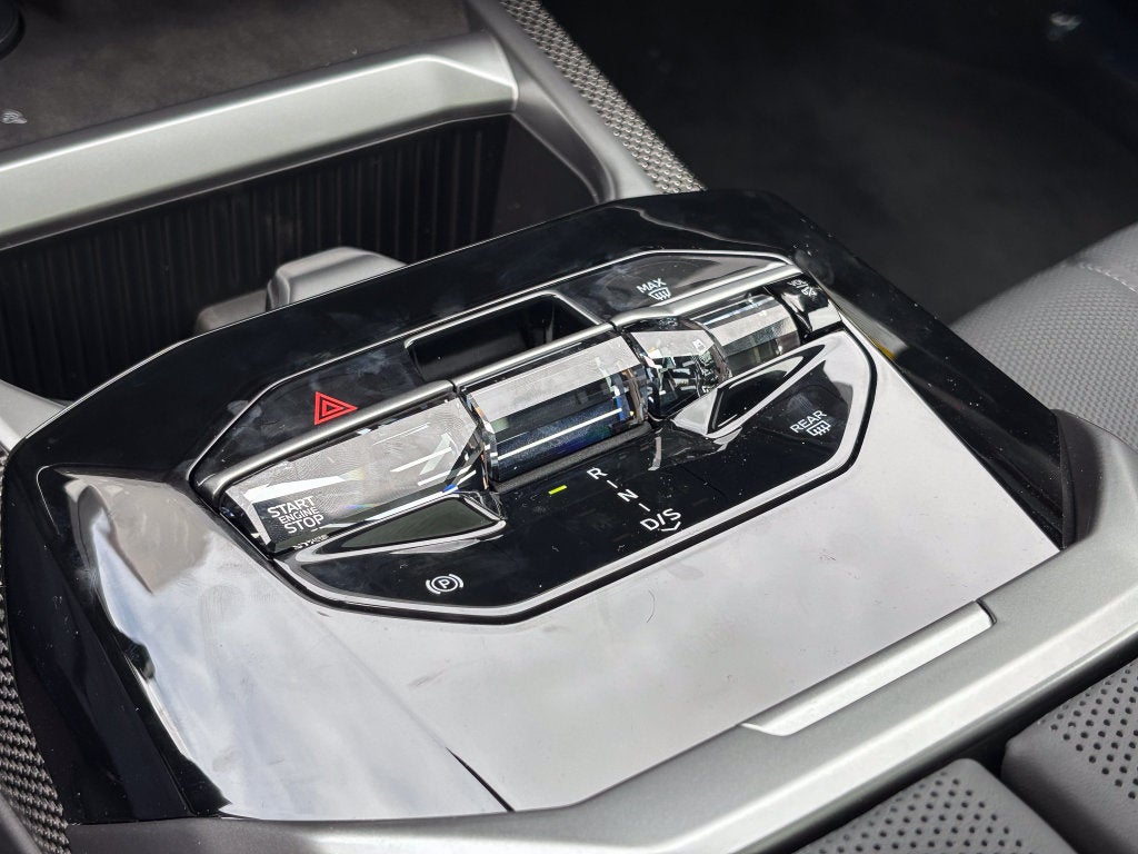 2027 BMW 7 Series 740i xDrive