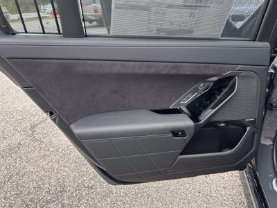2027 BMW 7 Series 740i xDrive
