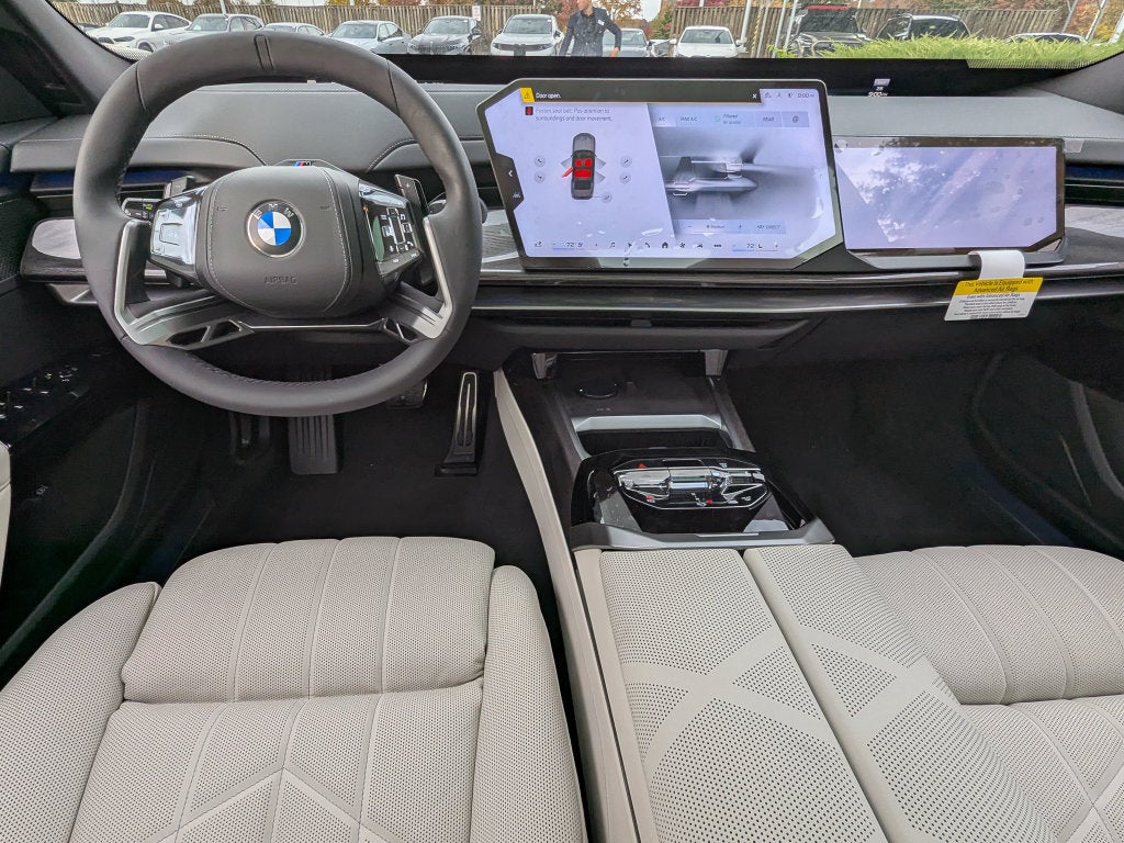 2027 BMW 7 Series 740i xDrive