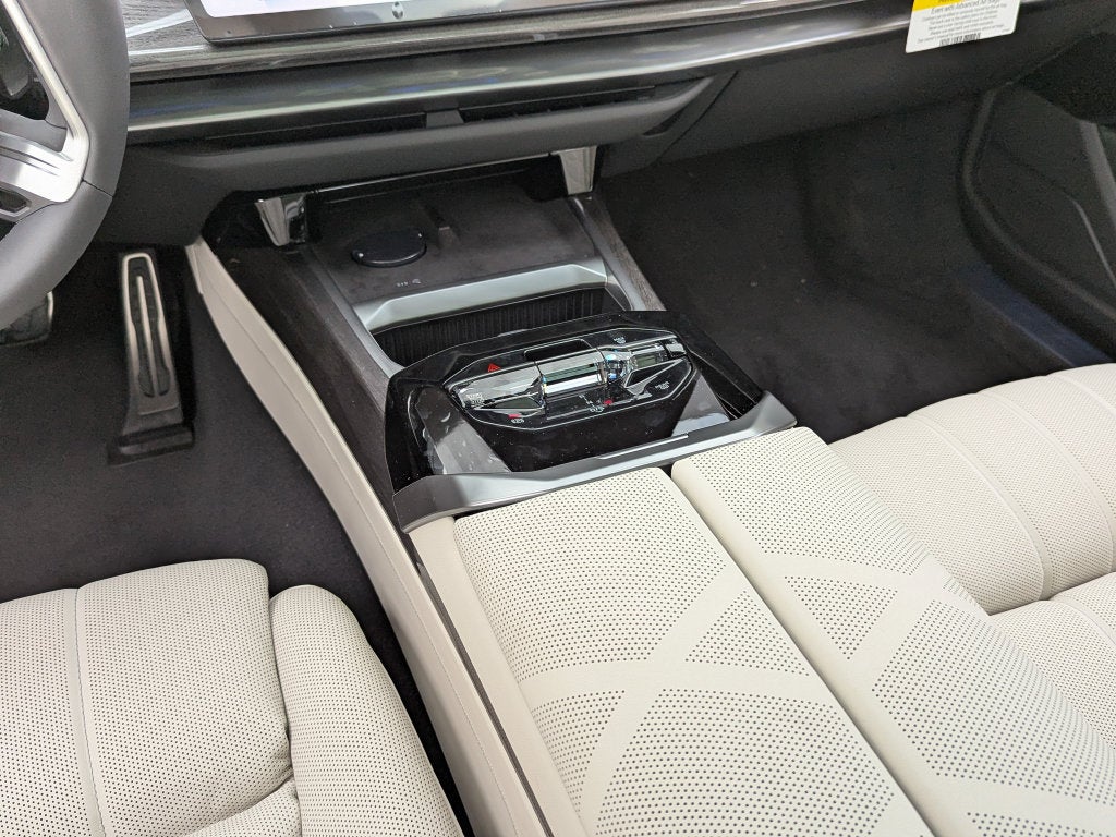 2027 BMW 7 Series 740i xDrive