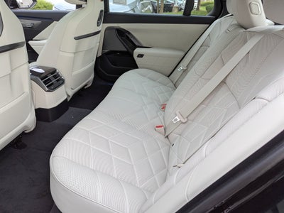 2027 BMW 7 Series 740i xDrive