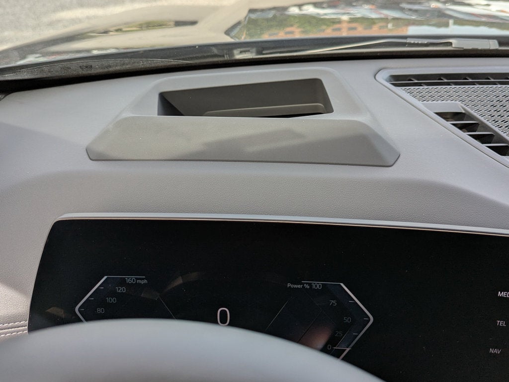 2027 BMW X1 xDrive28i