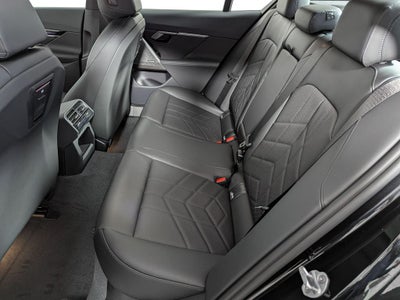 2026 BMW i5 xDrive40