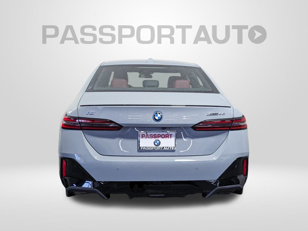 2026 BMW i5 xDrive40