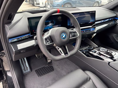 2025 BMW i5 M60
