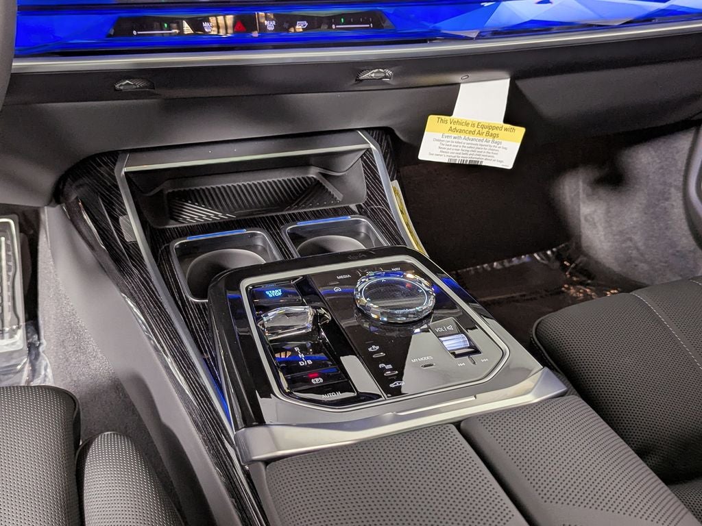 2026 BMW i7 60 - Photo 43
