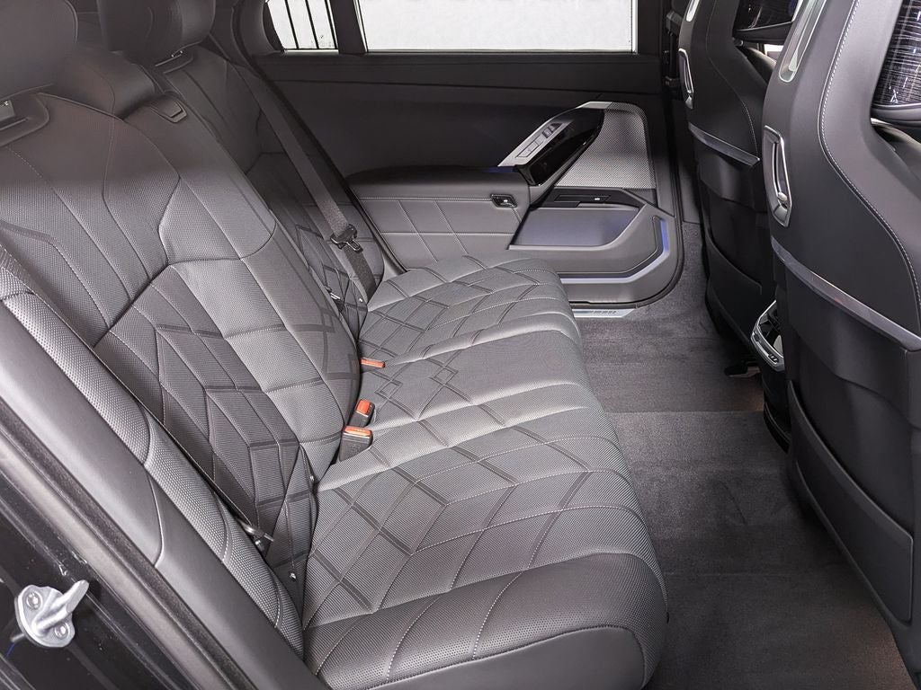 2026 BMW i7 60 - Photo 46