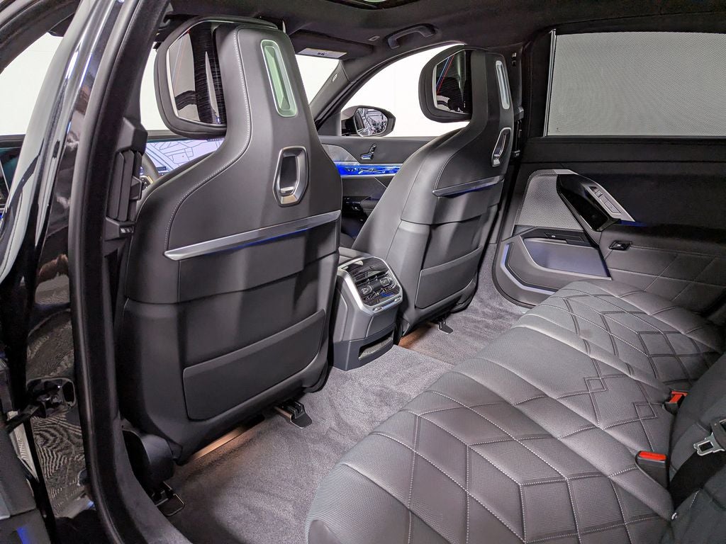 2026 BMW i7 60 - Photo 53