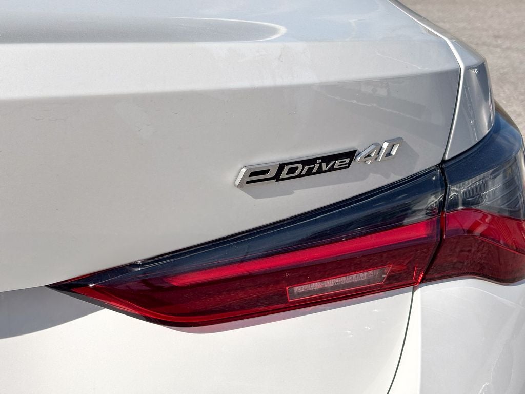 2026 BMW i4 eDrive40