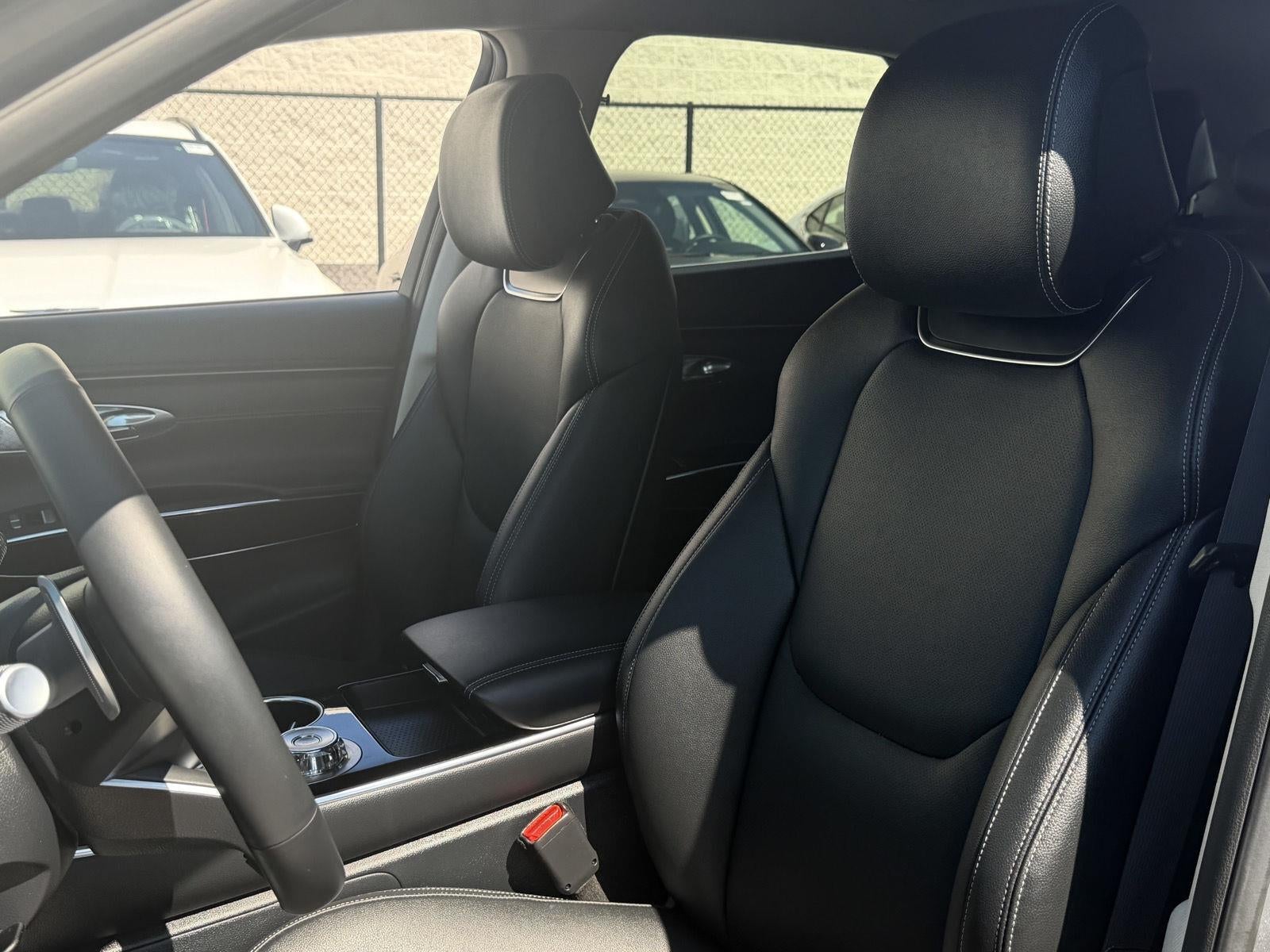 2026 Genesis GV70 2.5T