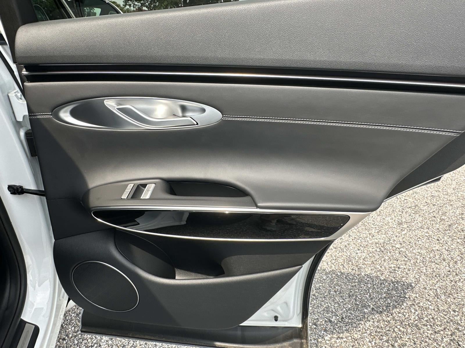 2026 Genesis GV70 2.5T