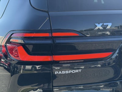 2025 BMW X7 M60i