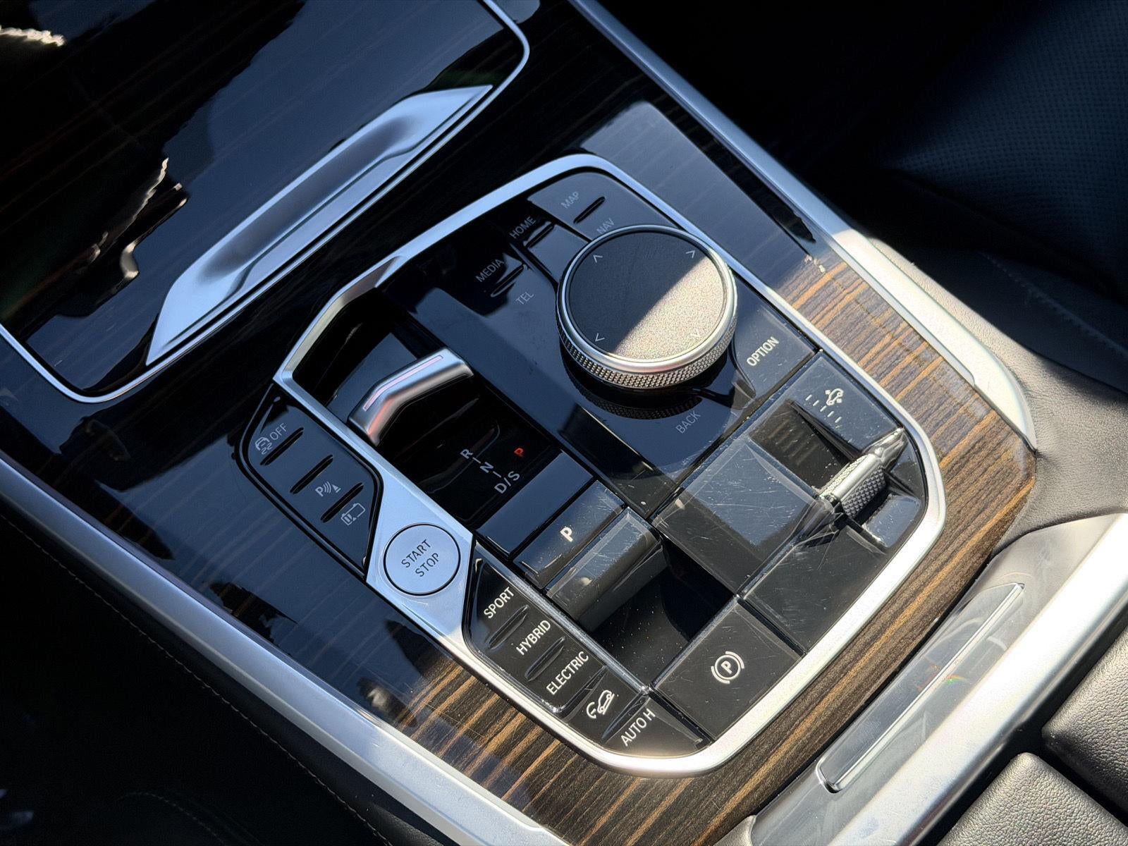 2025 BMW X5 xDrive50e
