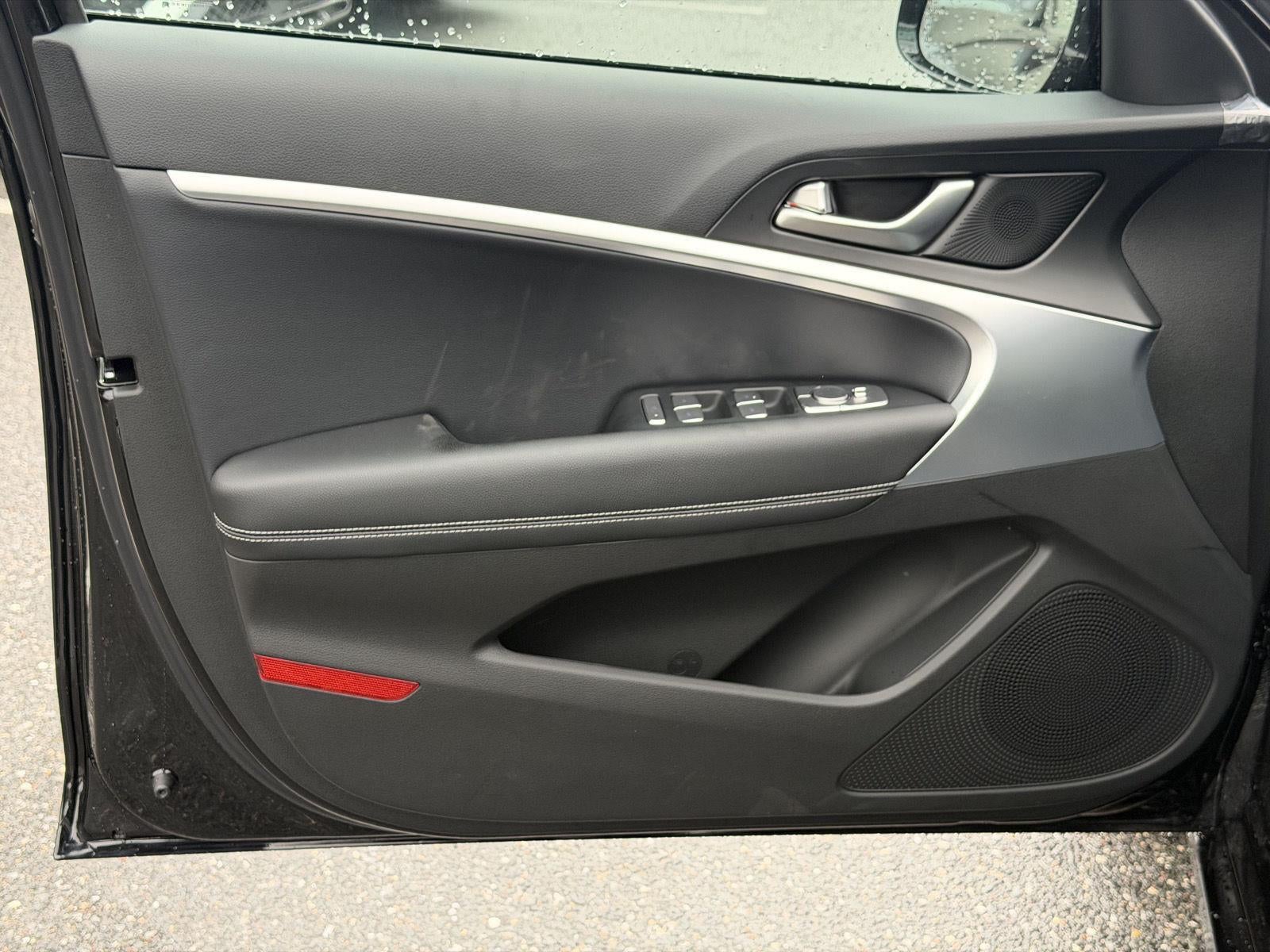 2027 Genesis G70 2.5T
