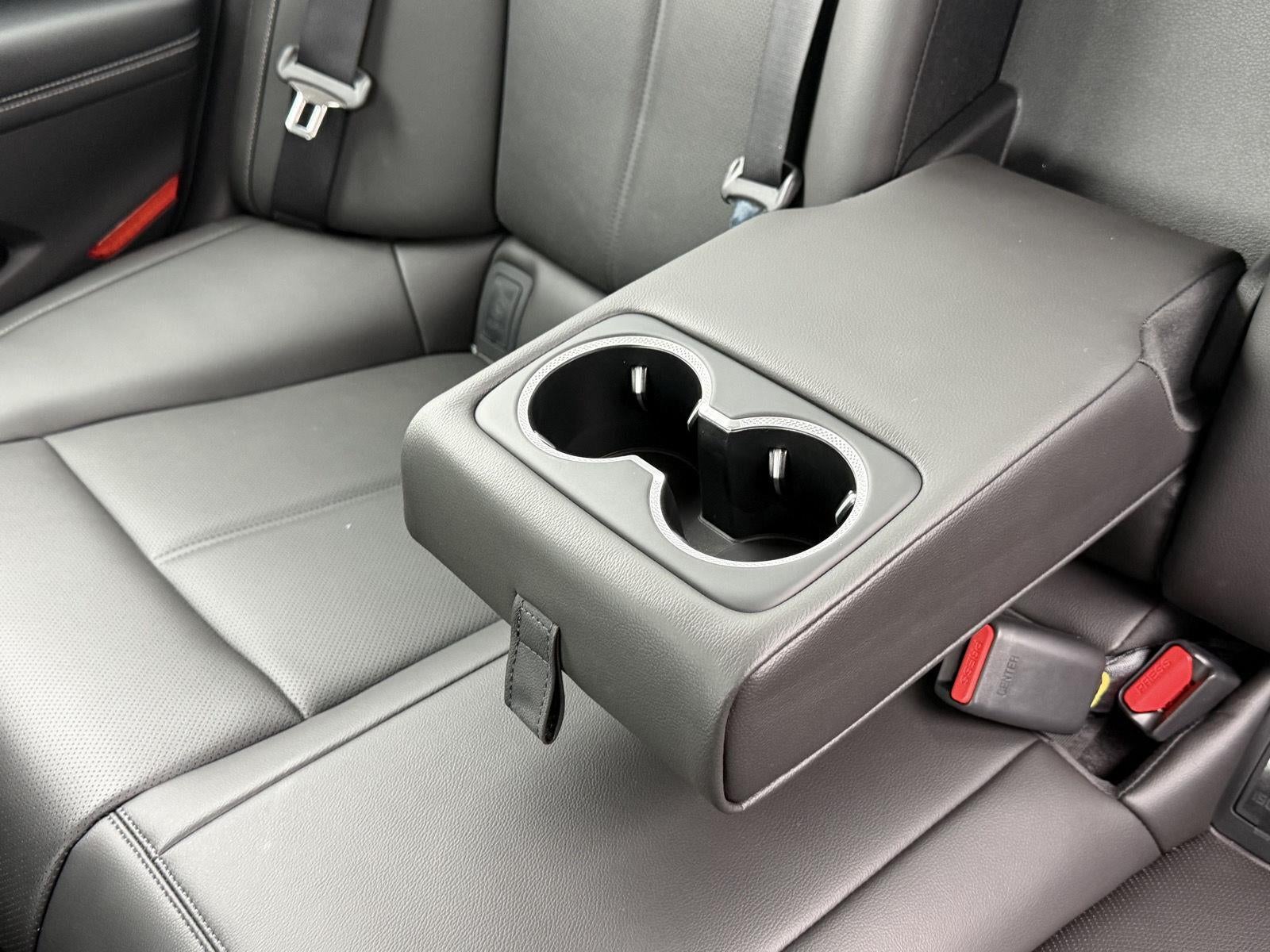 2027 Genesis G70 2.5T