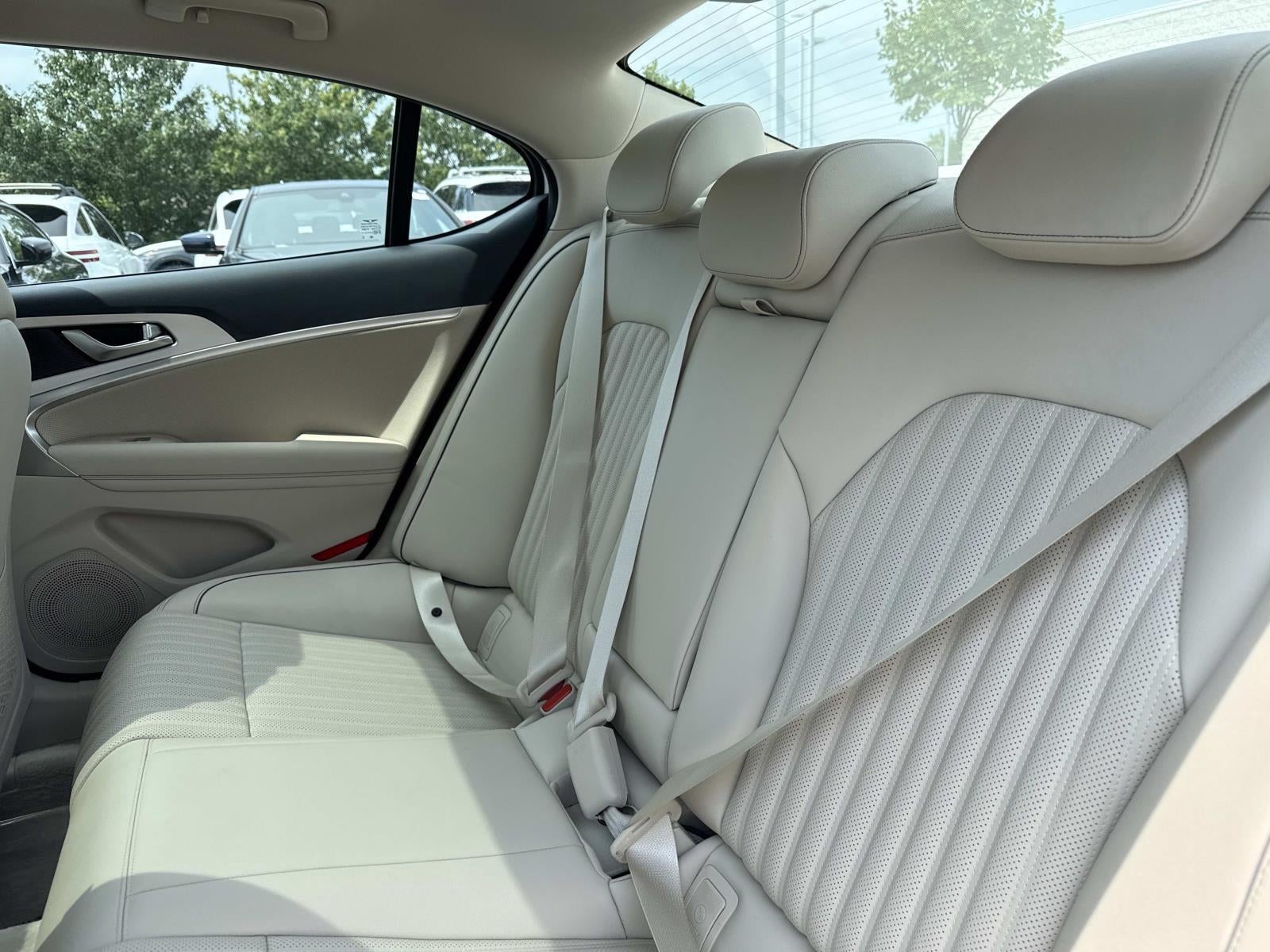 2026 Genesis G70 2.5T PRESTIGE