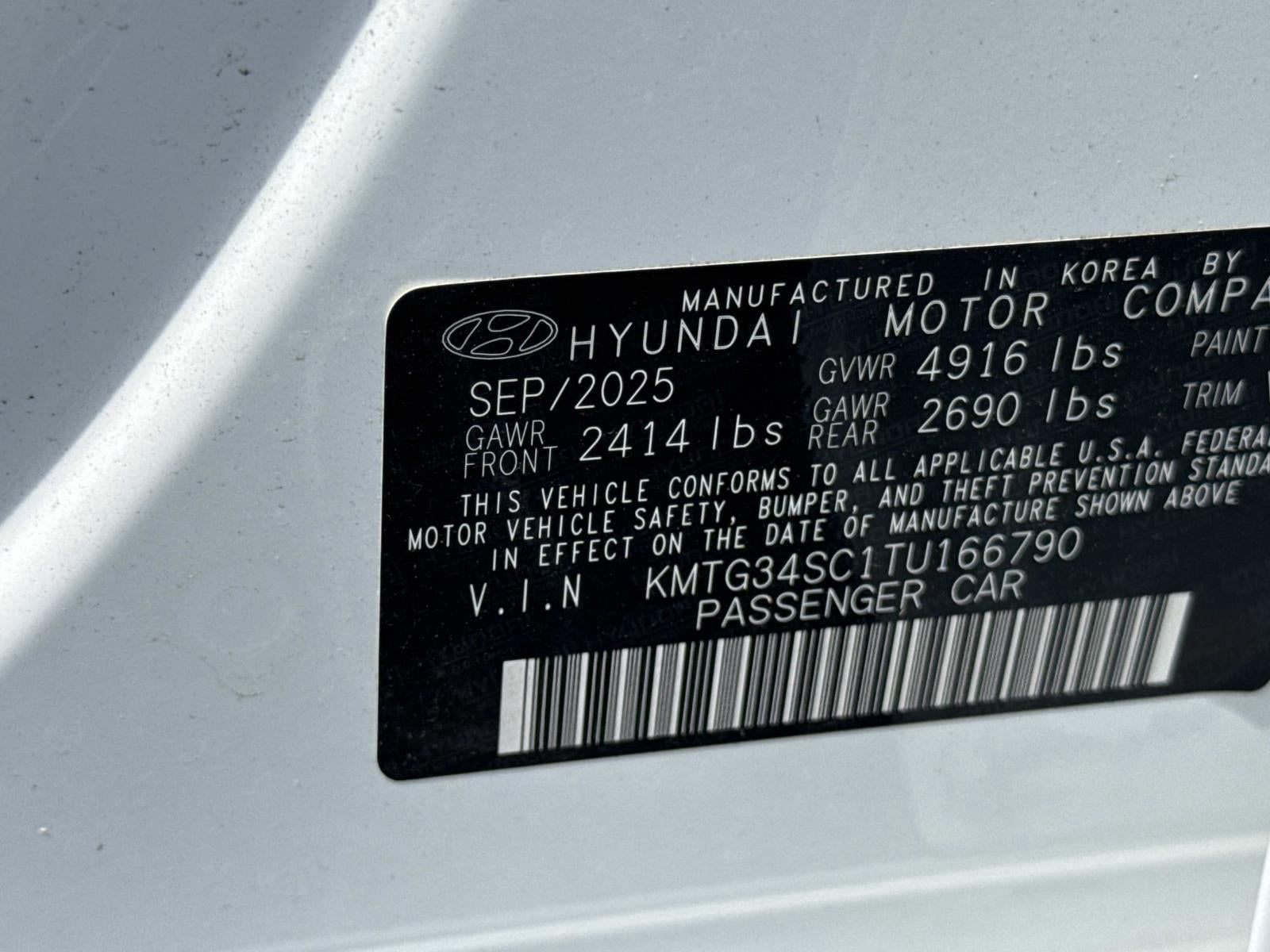 2026 Genesis G70 2.5T PRESTIGE