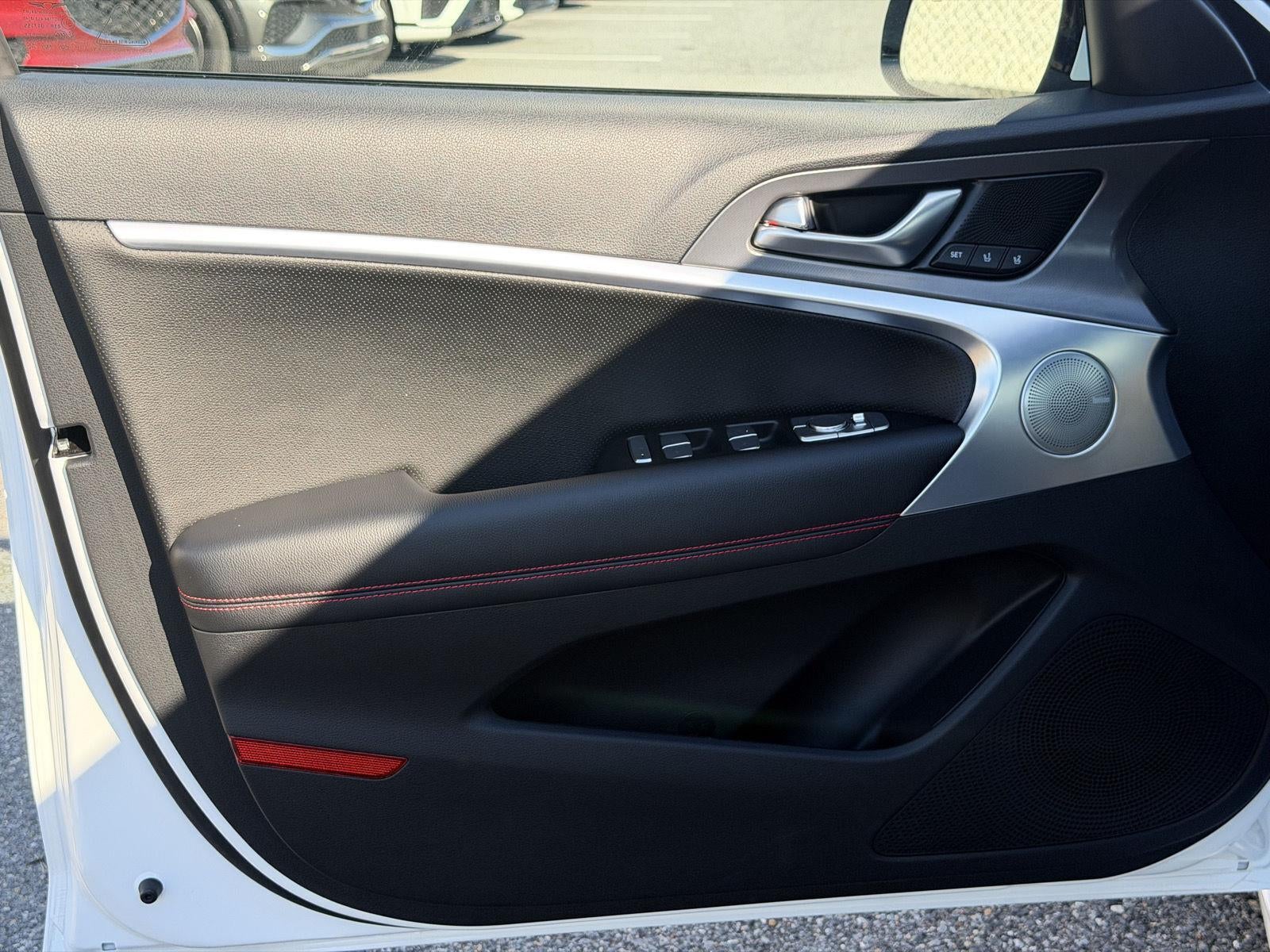 2024 Genesis G70 2.5T