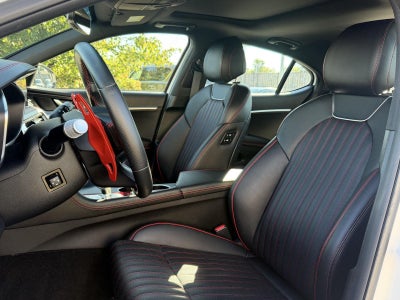 2024 Genesis G70 2.5T