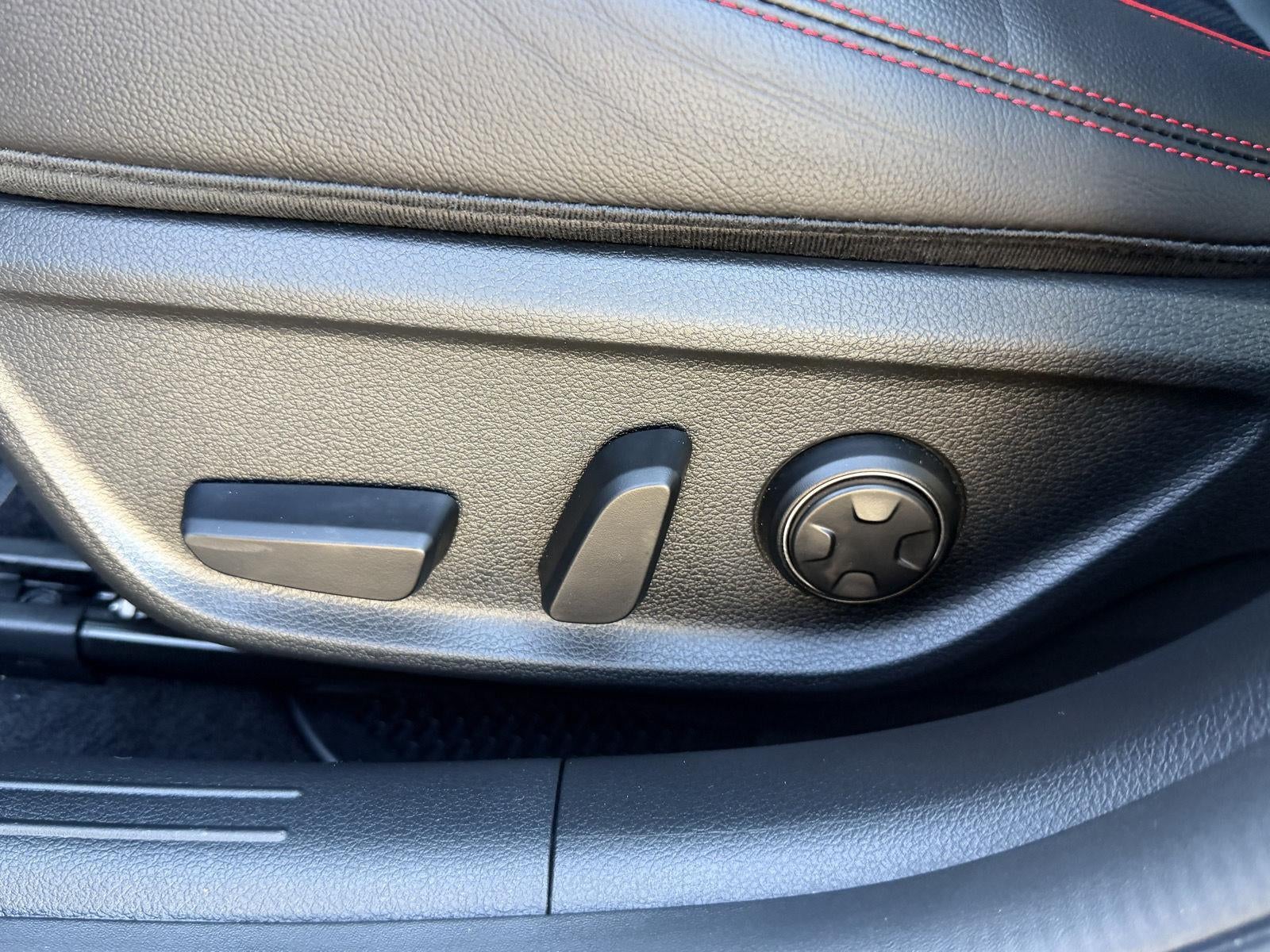 2024 Genesis G70 2.5T