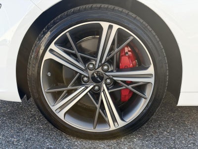 2024 Genesis G70 2.5T