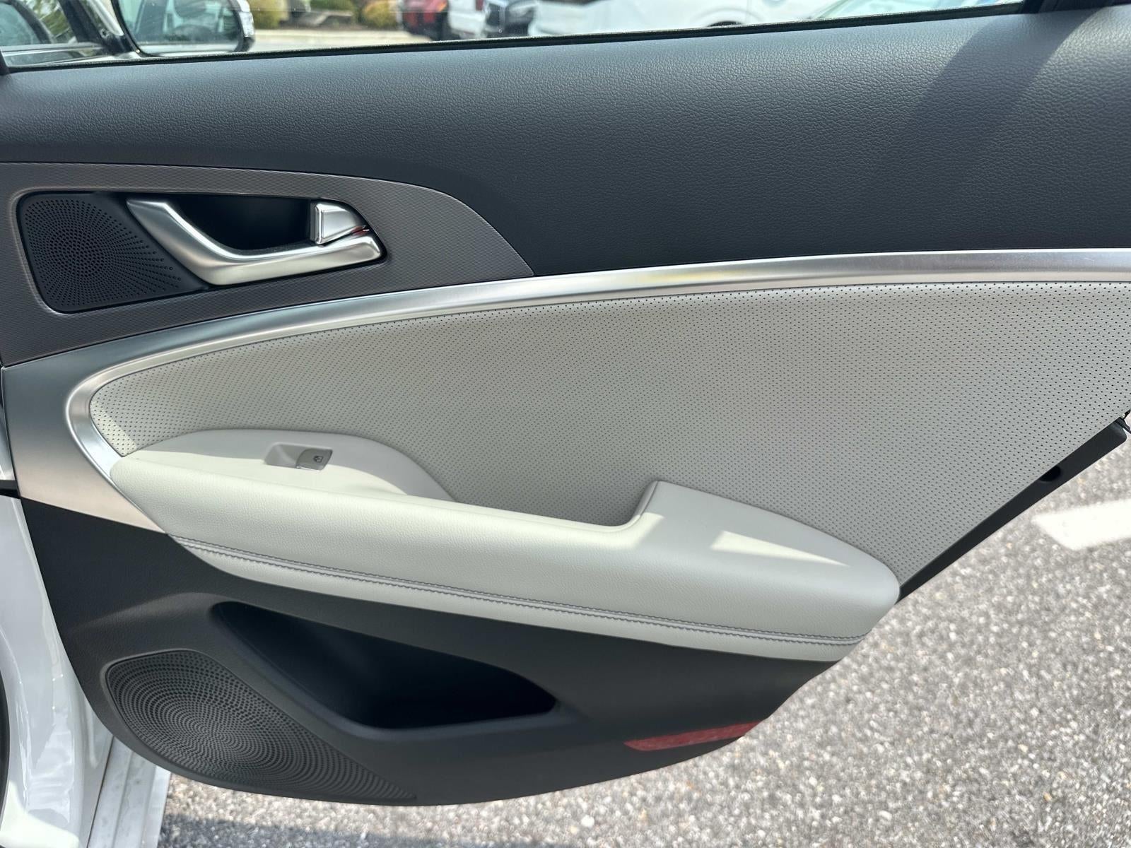 2026 Genesis G70 3.3T Sport Prestige