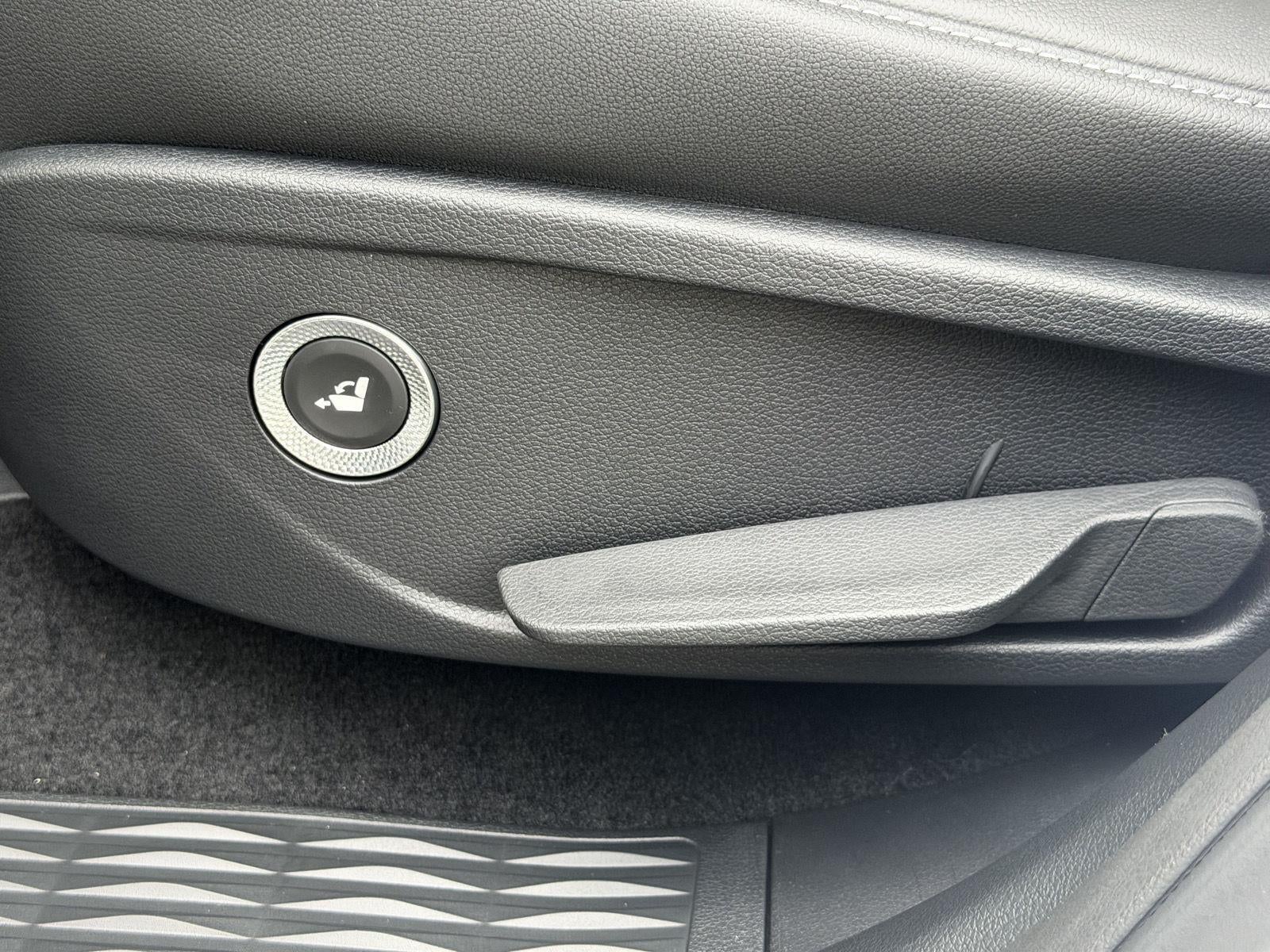 2027 Genesis GV80 2.5T Advanced
