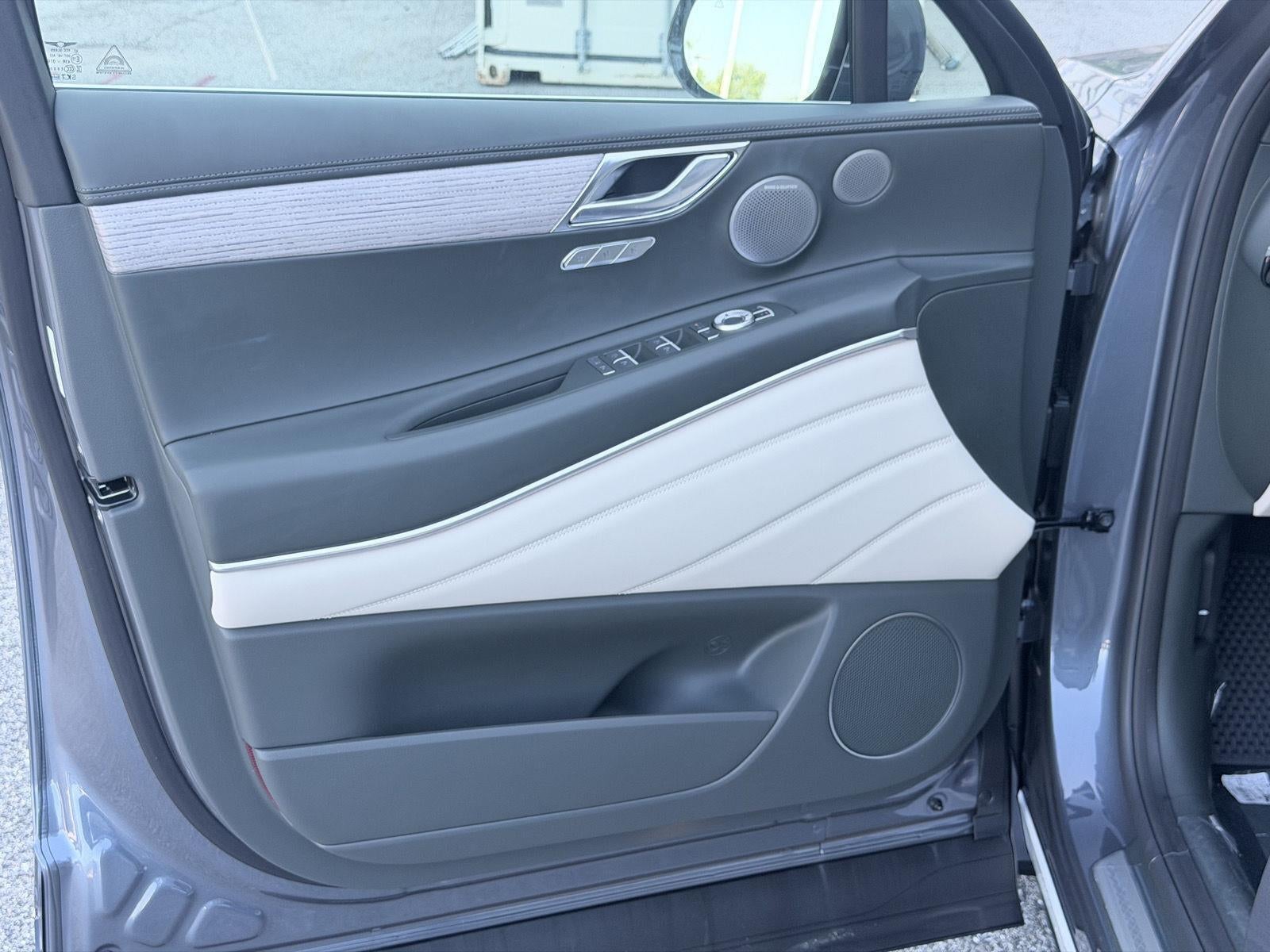 2027 Genesis GV80 2.5T Advanced