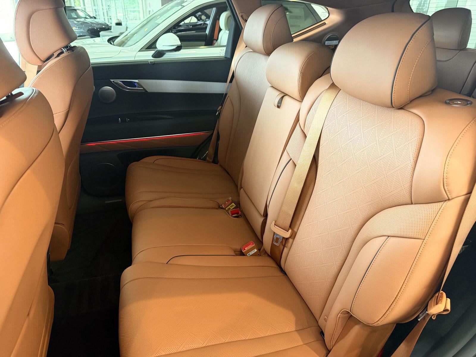 2027 Genesis GV80 2.5T Prestige