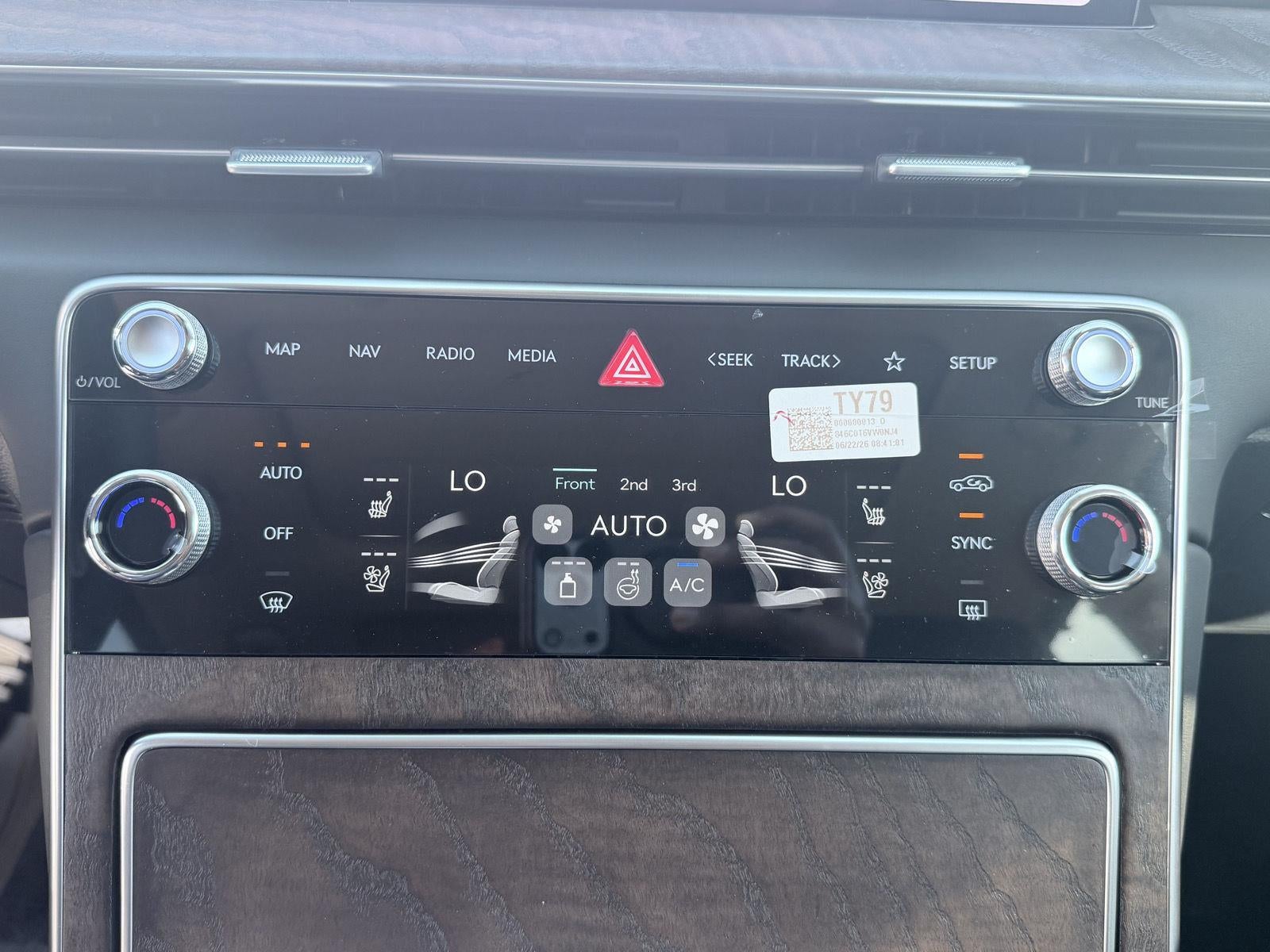 2027 Genesis GV80 2.5T Prestige