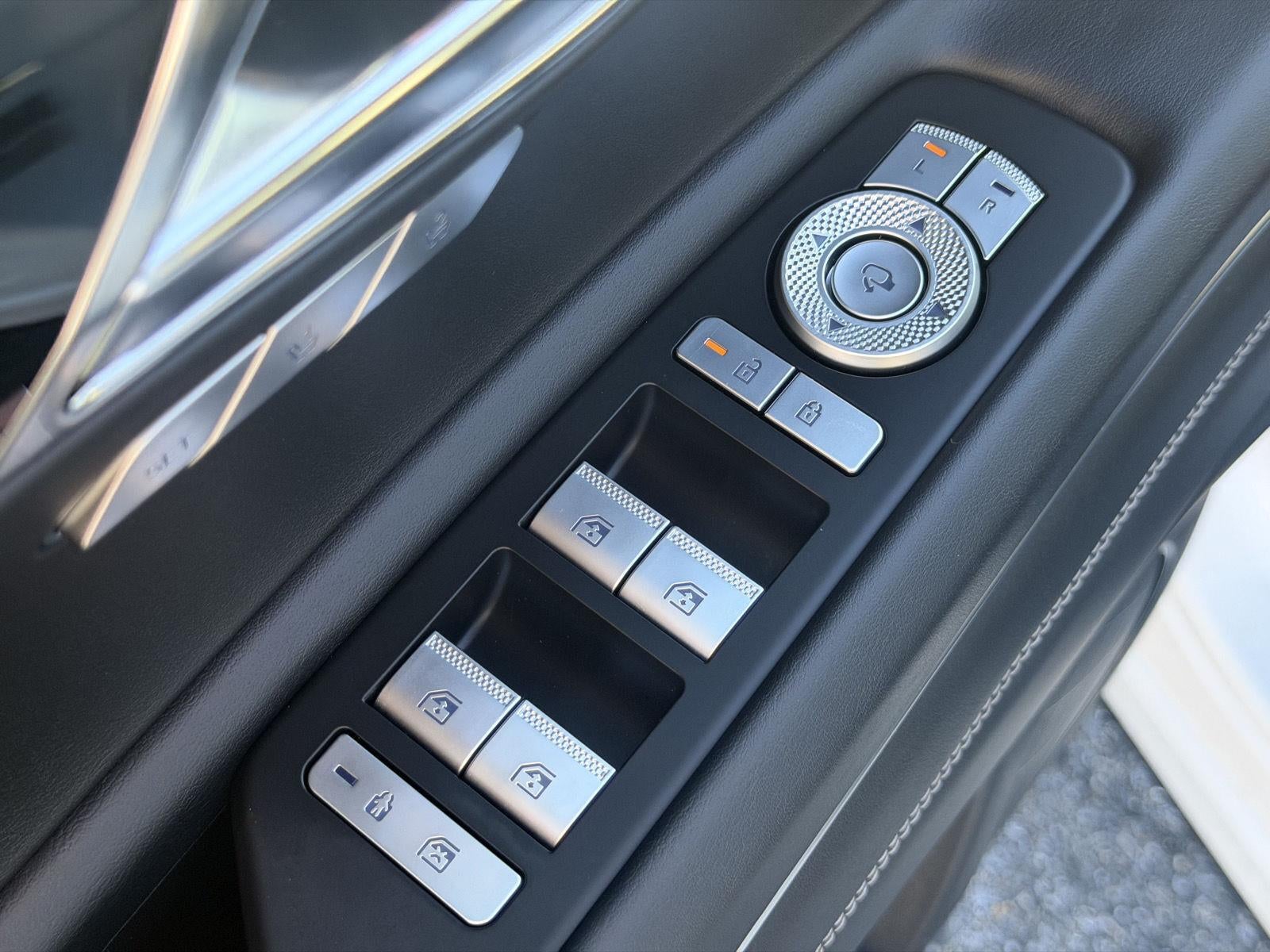 2025 Genesis GV80 2.5T Standard