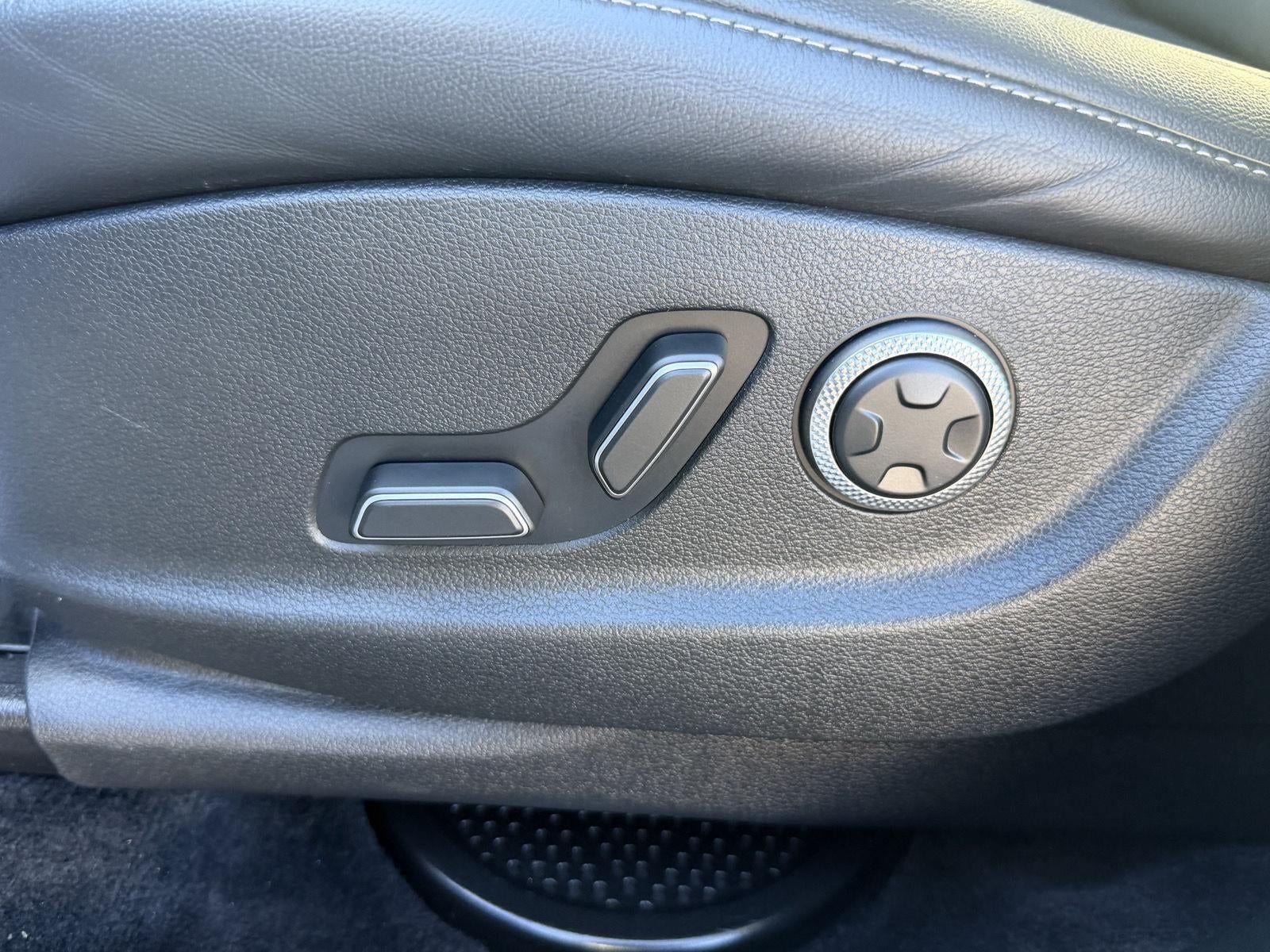 2025 Genesis GV80 2.5T Standard