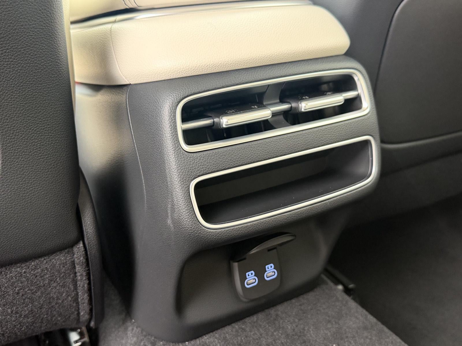 2027 Genesis GV70 2.5T Select