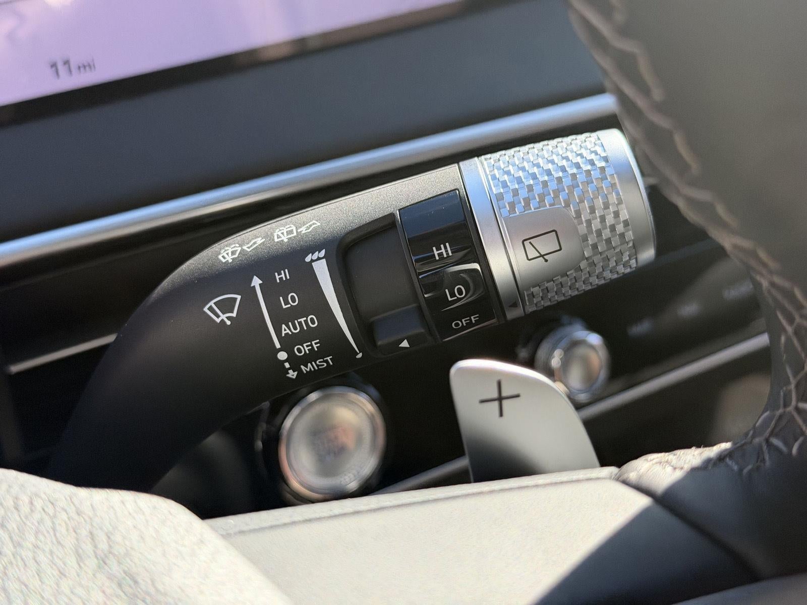 2027 Genesis GV70 2.5T Select