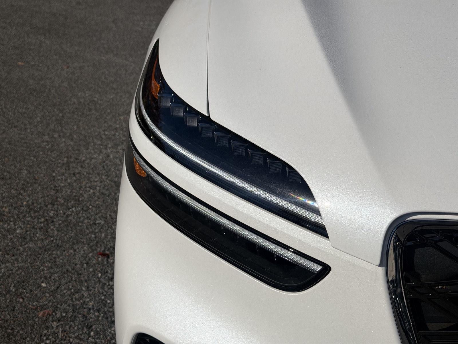 2027 Genesis GV70 2.5T Select