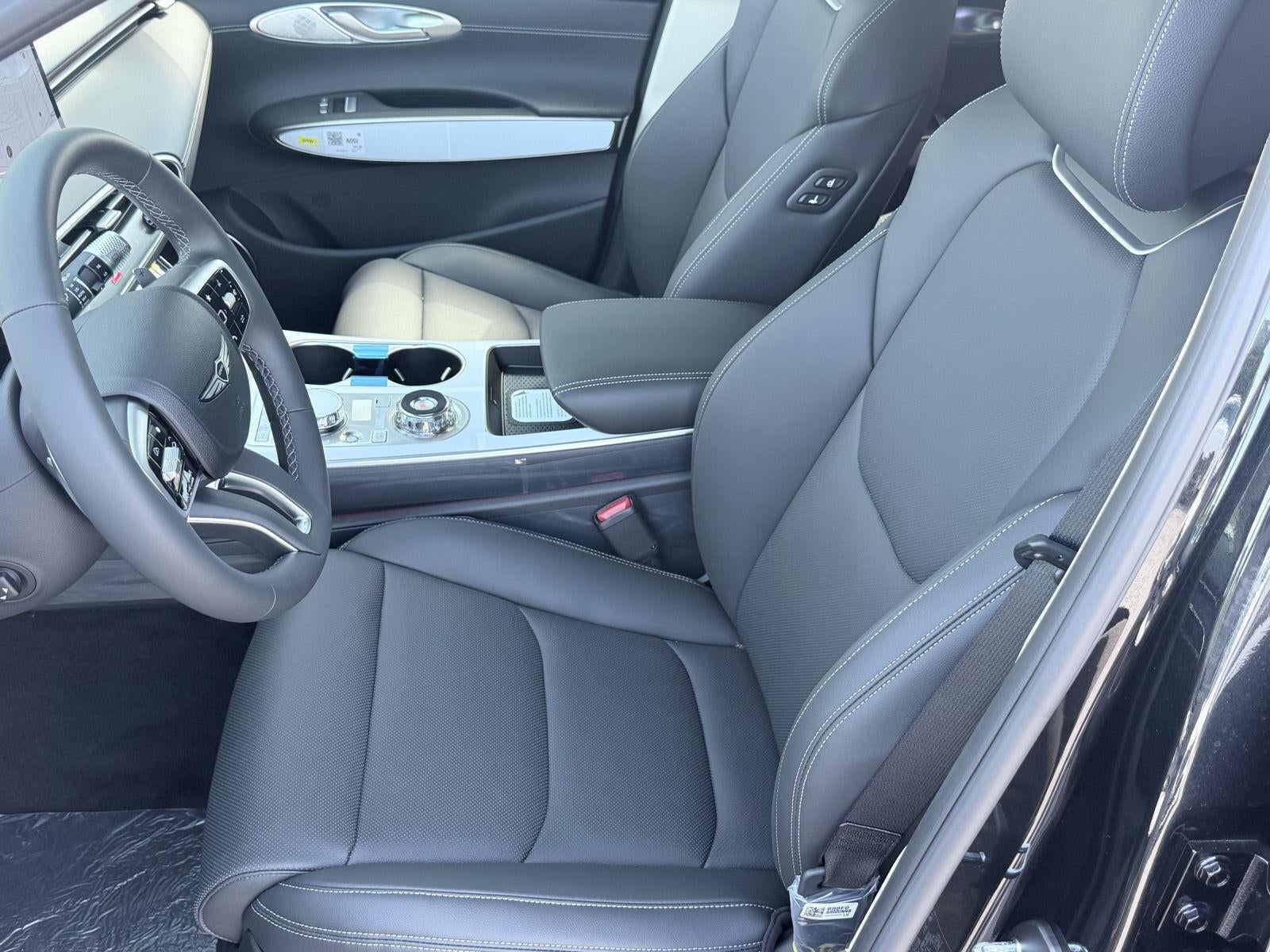 2027 Genesis GV70 2.5T Select