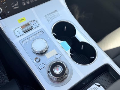 2027 Genesis GV70 2.5T Select