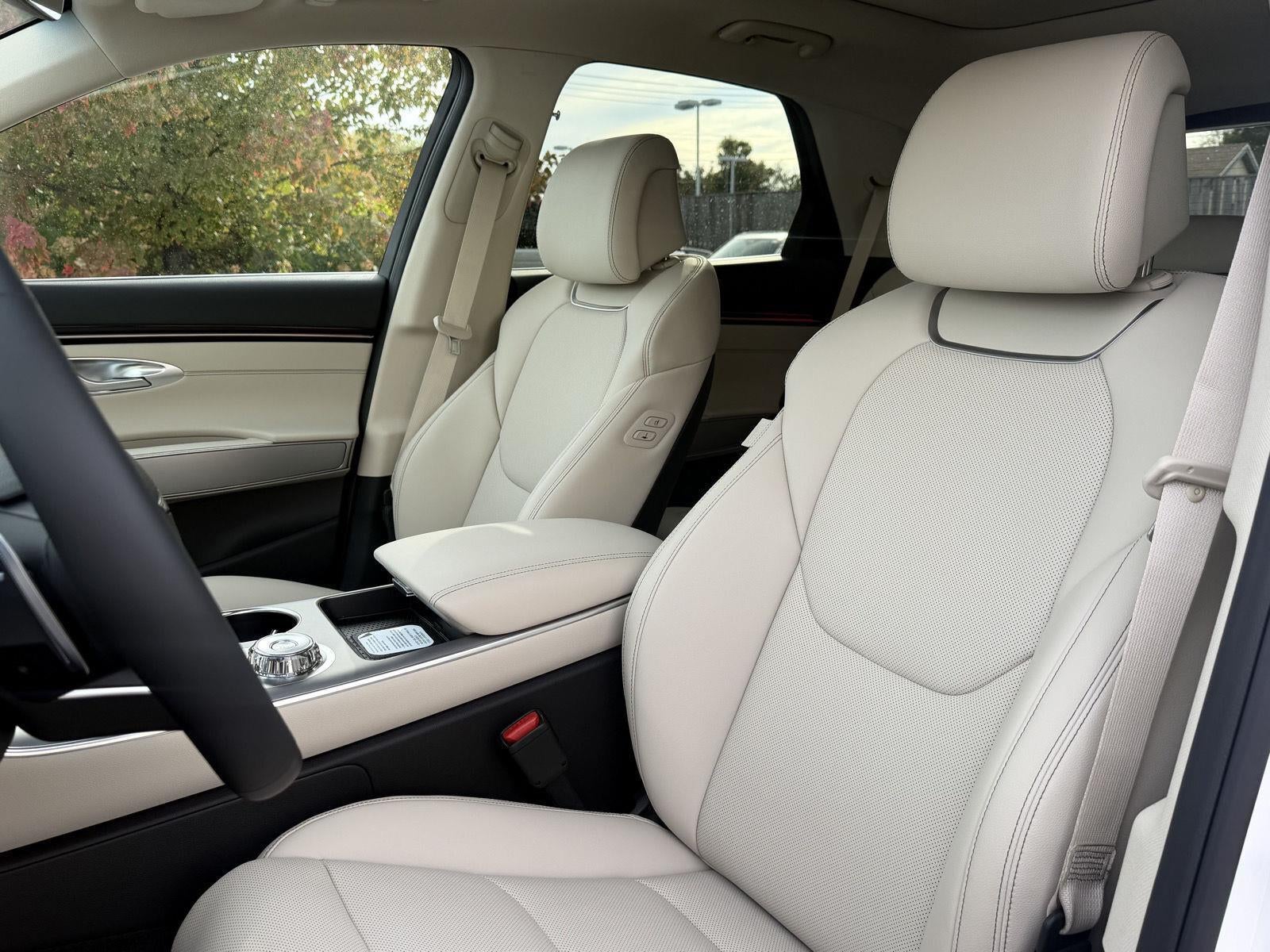 2027 Genesis GV70 2.5T Select