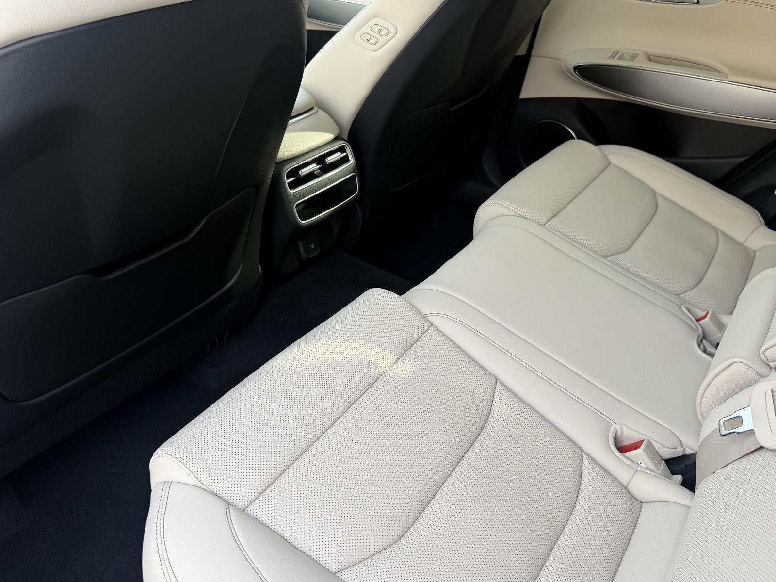 2027 Genesis GV70 2.5T Select