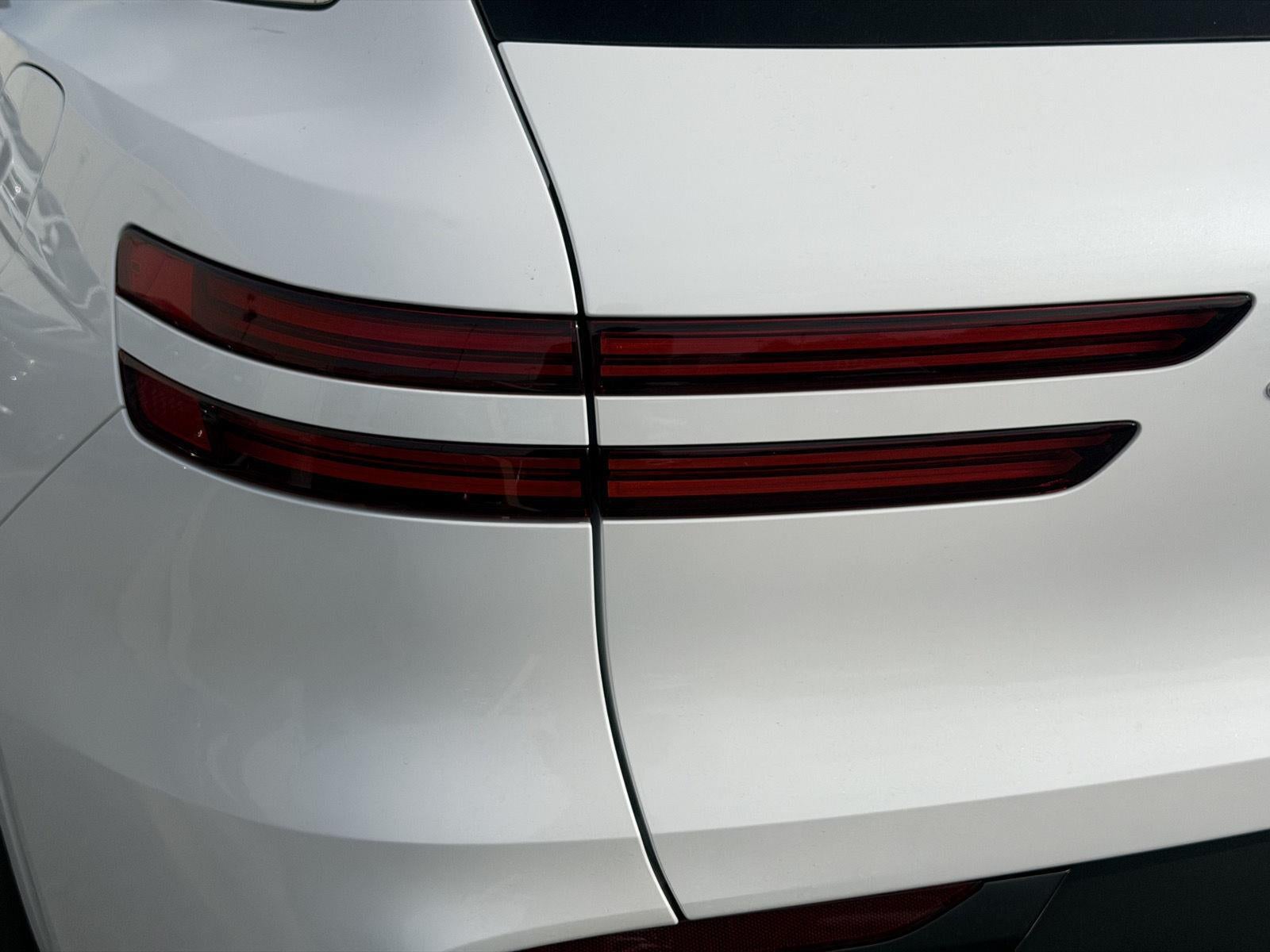 2027 Genesis GV70 2.5T Select