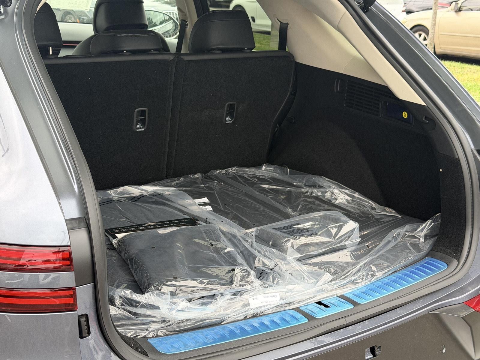 2027 Genesis GV70 2.5T Select