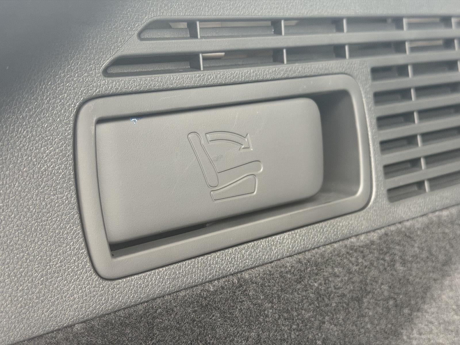 2027 Genesis GV70 2.5T Select
