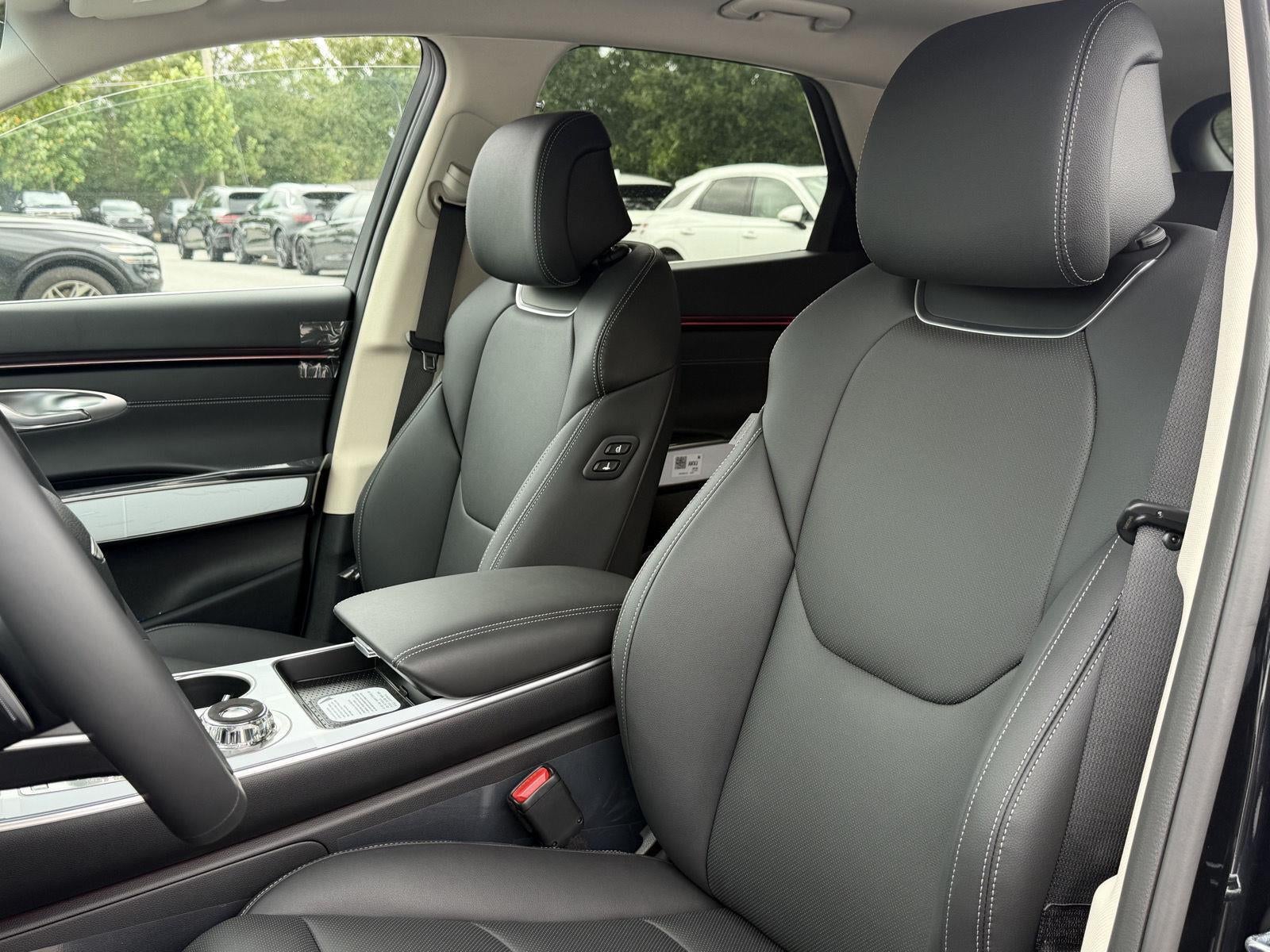 2027 Genesis GV70 2.5T Select